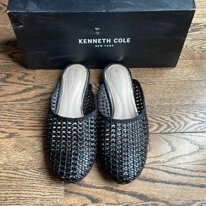Kenneth Cole Balance Woven Mule, size 6.5, Black